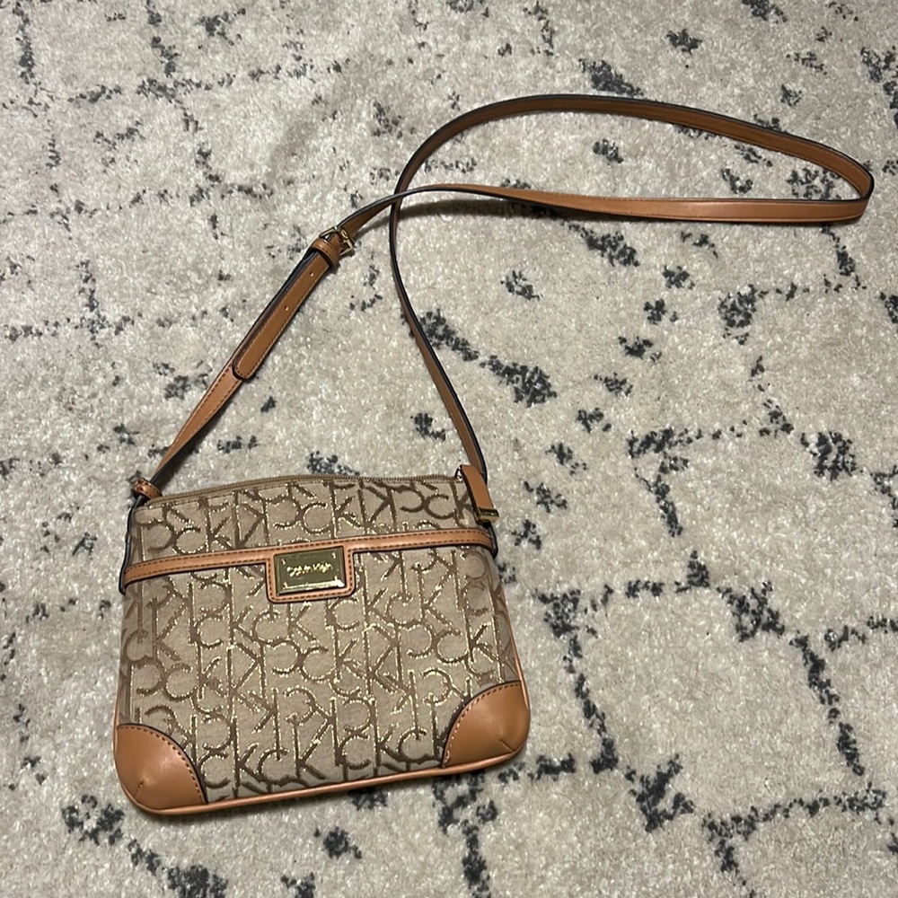 Calvin Klein Crossbody purse